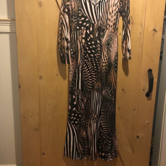 Evening dress - Picture 3 of 3